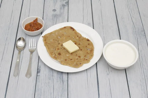 Missi Parantha With Achar