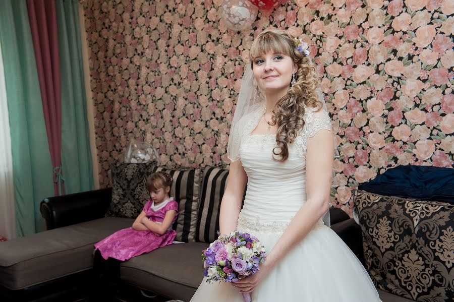 Fotógrafo de casamento Elena Shepeleva (elensha). Foto de 25 de março 2016