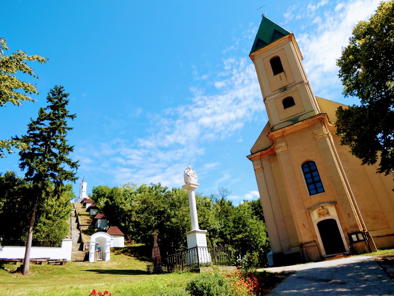 Magyarpolány - Szentháromság-szobor