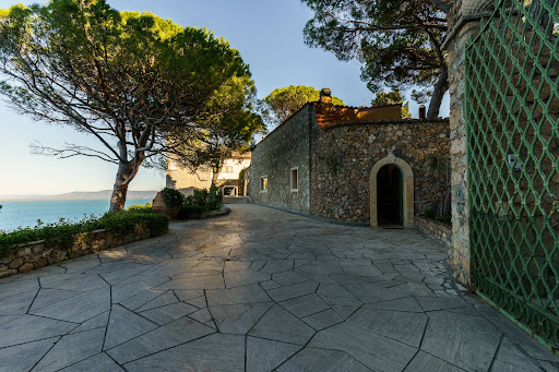 Villa avec terrasse 1