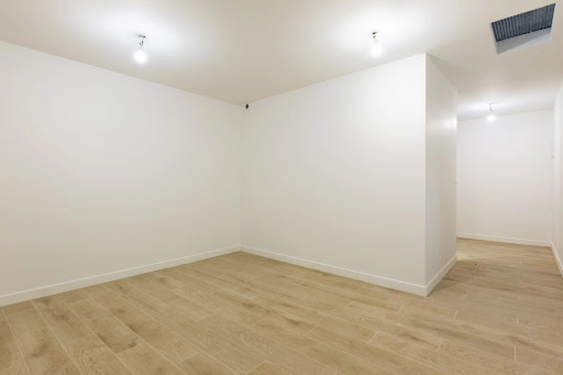 Apartment 4