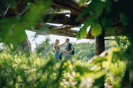 Fotografo di matrimoni Angelina Kameneva (kamenevy-art). Foto del 24 maggio 2020