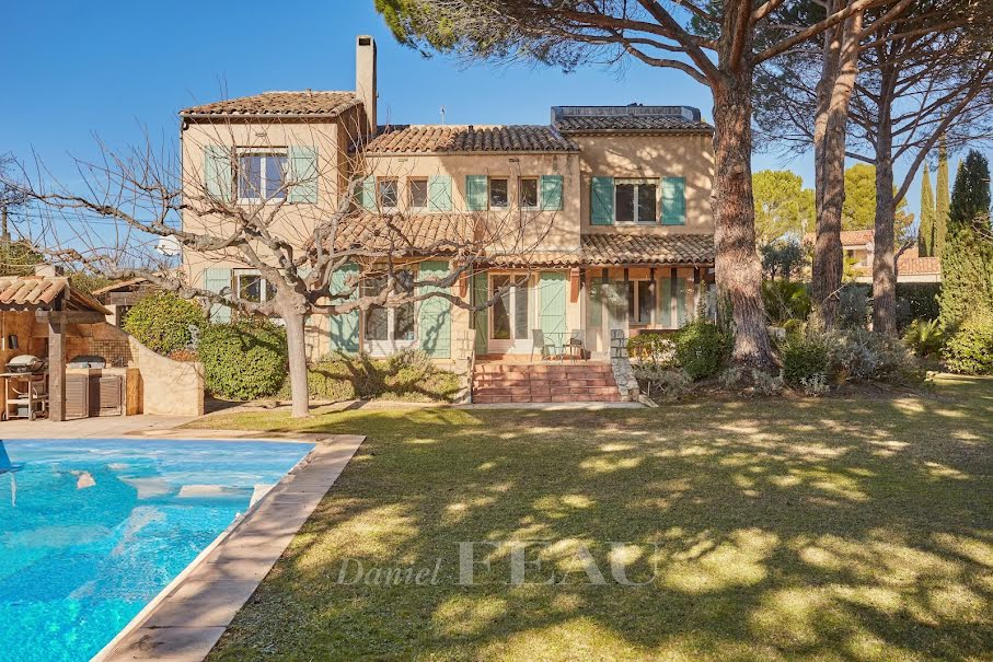 Vente maison 7 pièces 247.24 m² à Aix-en-Provence (13090), 1 365 000 €