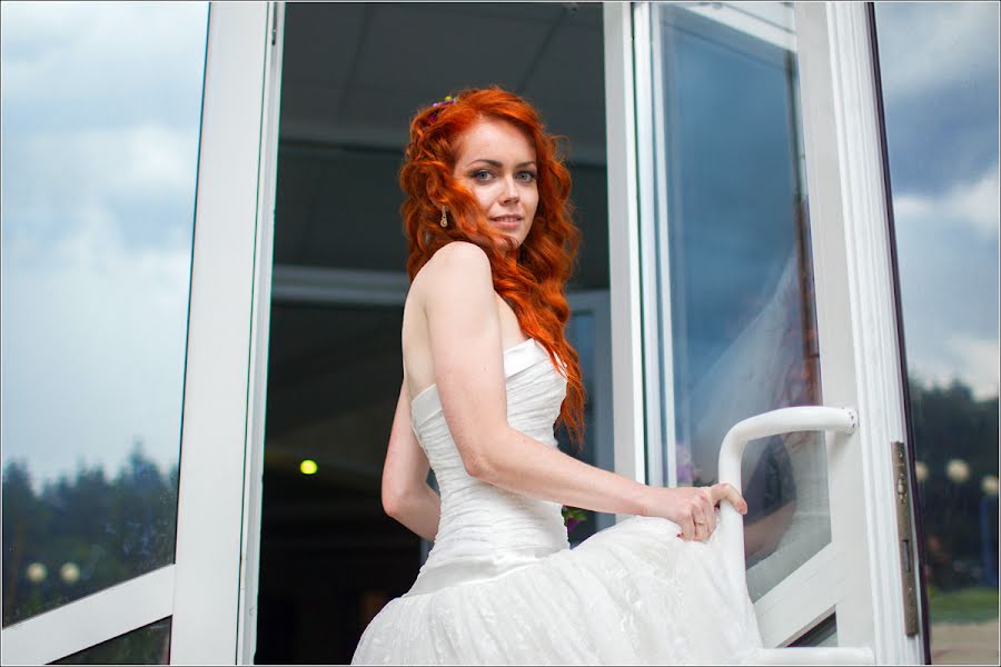 Wedding photographer Evgeniy Malov (malov). Photo of 19 December 2013