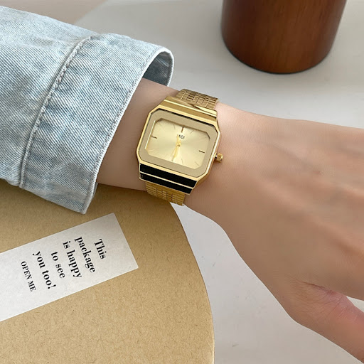 Gold Strap Gold Noodles