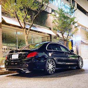 Cクラス セダン W205