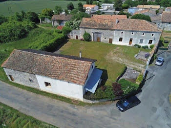 maison à Chef-Boutonne (79)