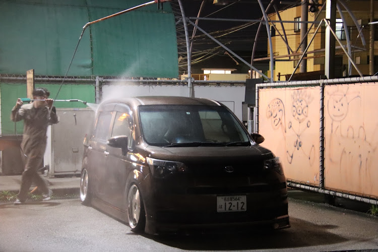 スペイドの5月もよろしくお願いします・洗車・PickUpチャレンジに関するカスタム事例の投稿画像1枚目