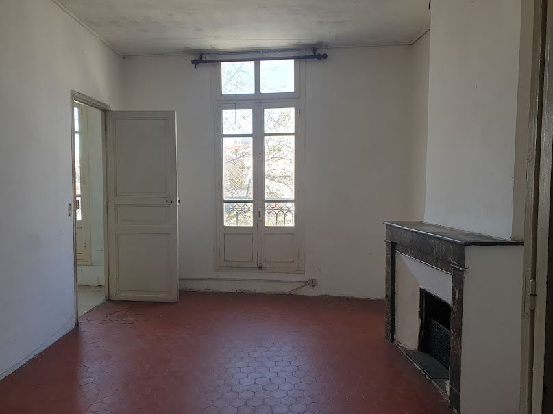 Vente appartement 2 pièces 48 m² à Beziers (34500), 49 000 €