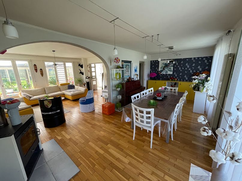 Vente maison 7 pièces 355 m² à Cosne-Cours-sur-Loire (58200), 339 000 €