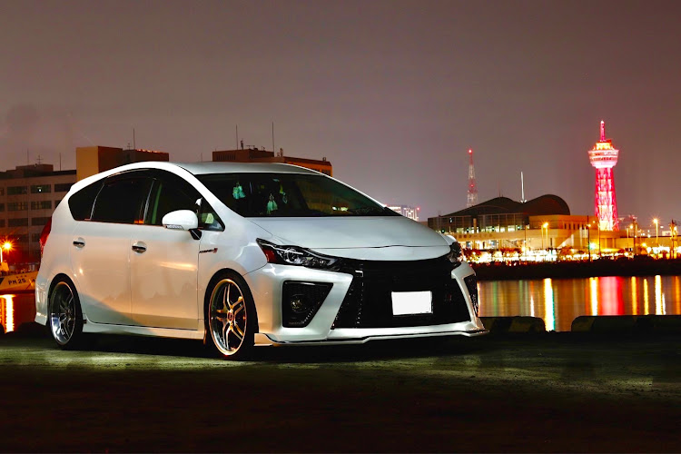プリウスαのプリウスα GR SPORT・プリウスαの集まり・11月もよろしくお願いします・カスタム欲爆発・カスタム計画中に関するカスタム事例の投稿画像3枚目