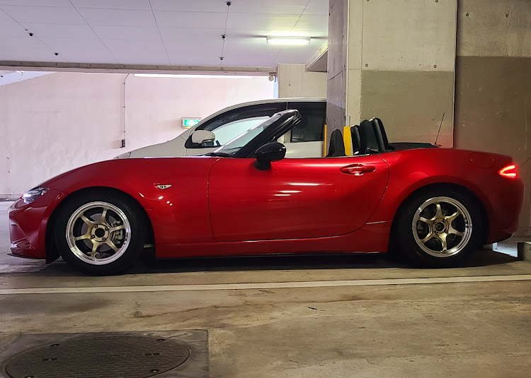 ロードスターのNDロードスター・ヌルテカボディ・早朝洗車・ザイモールに関するカスタム事例の投稿画像4枚目