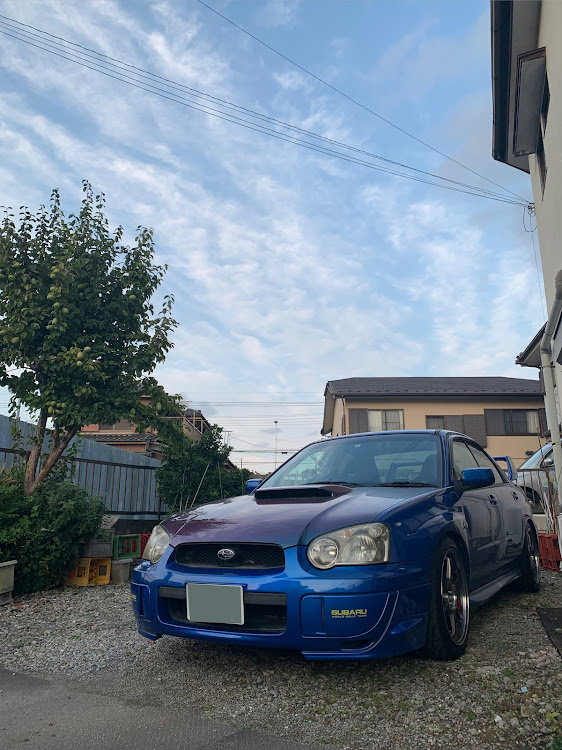 インプレッサ WRXのインプレッサWRX・インプレッサ好きと繋がりたい・ステアリング交換したい・70000km・秋の気配に関するカスタム事例の投稿画像1枚目
