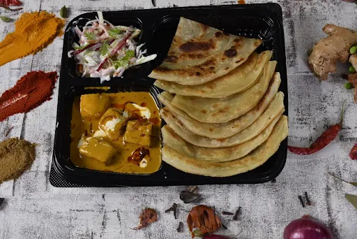 Lachha Paratha With North Indian Style Paneer Gravy [2 Pieces]