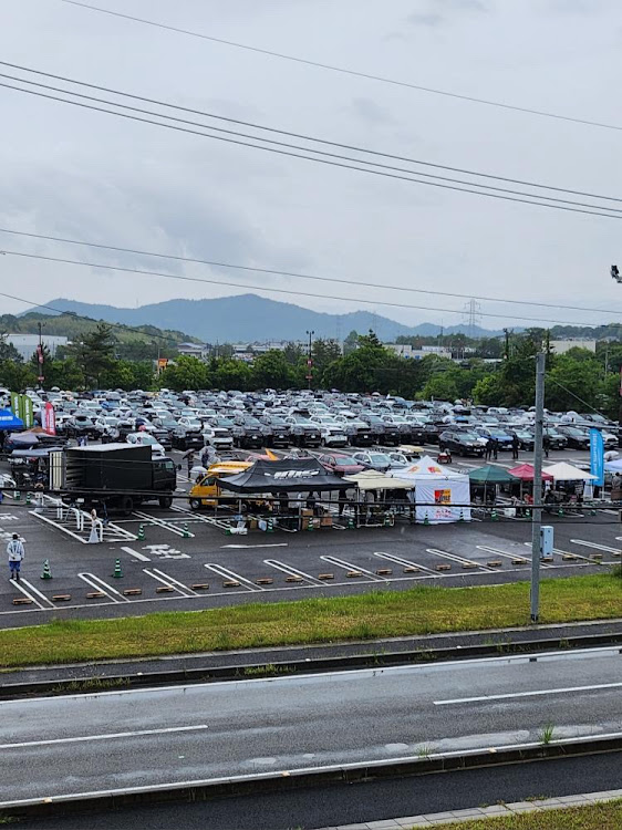 RAV4のRAV4・rav4adventure・車高調整・タンドラ風グリル・RAV4meetinginShigaに関するカスタム事例の投稿画像16枚目