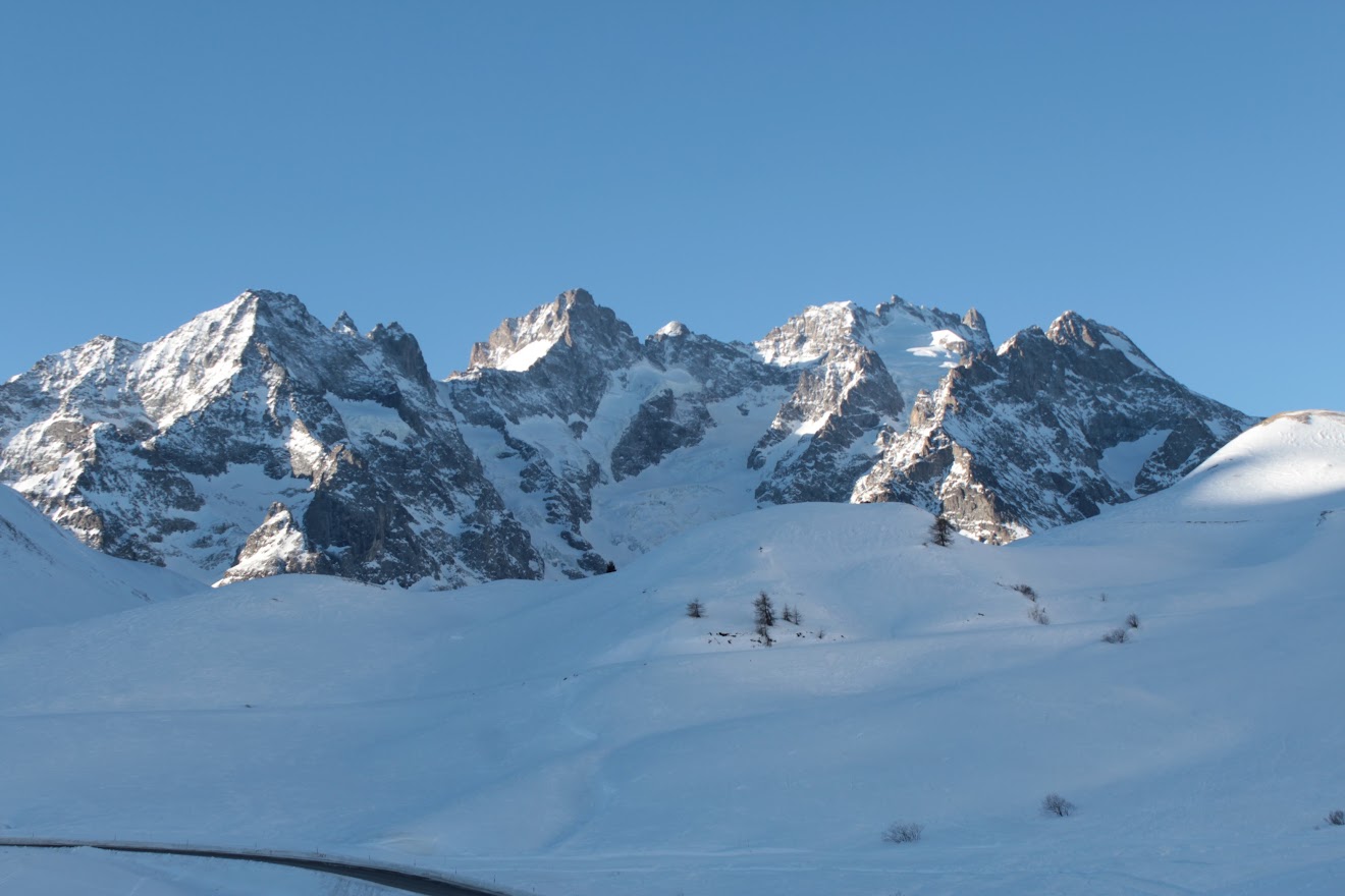 Col du lautaret bis, mais le mardi matin.. MgtXkMbITHG08DiDgdk-kgwvFru1v0hZxhZFQC64HZHjIso8rxuGgv0F-0BfIgk2N0rLjet2ZsOvqM_BGqeQEPlJxw-hSB-FmofB7yd32ZHohWppqMEBqXYFSYIAZHKxdrXSqqVapKF25Vb869RNlUW1gnb_MvkrlNYvpZRR9gCVGaxMruNF5NScj0zQuT-EARAz6ZB-RIGBaiig5OhdUXtxTx_X0kmwUXYMjpOL5DJFeOxBA-4K9SSZNGkbLy-qlbyFkyv-TMMuxxjCzolA15-LJZFkUV6YxjGQiCGcrckfDk6FsufQhxumOalBjlcN0MPKp6nlOmXwqsTzukE_NuZs0OdP3IAKlgWAslTPShIkE3811yzj0aNNzOanA4PKfq6yIGax14yImMskuZQPLahgeHE2gEZQ5ppCCxgXPxUk6qmukTMdYgHnstdyM9qSGwZ2RMn0ukSOE22DGS8l3rYcmhE_sM7gwEPRCoL7aij7HElQx_5KiCbddgV_wUIqv22udXlIRuy7hmF8U5-eUBWK9h9dZJAuvCvUxp1li4EiYO6wknXNlYd2r_faBo8I04FHsvhRqtz_slxAZC43eBRUuB74kYlNrg9nNsMLk6_zoNXDCx5IE0-Y9hBJC_bw0_qWrb9j-q2AVSZiWbSvxtlDcojFWcLWbSd61ne9ngc=w1320-h880-no