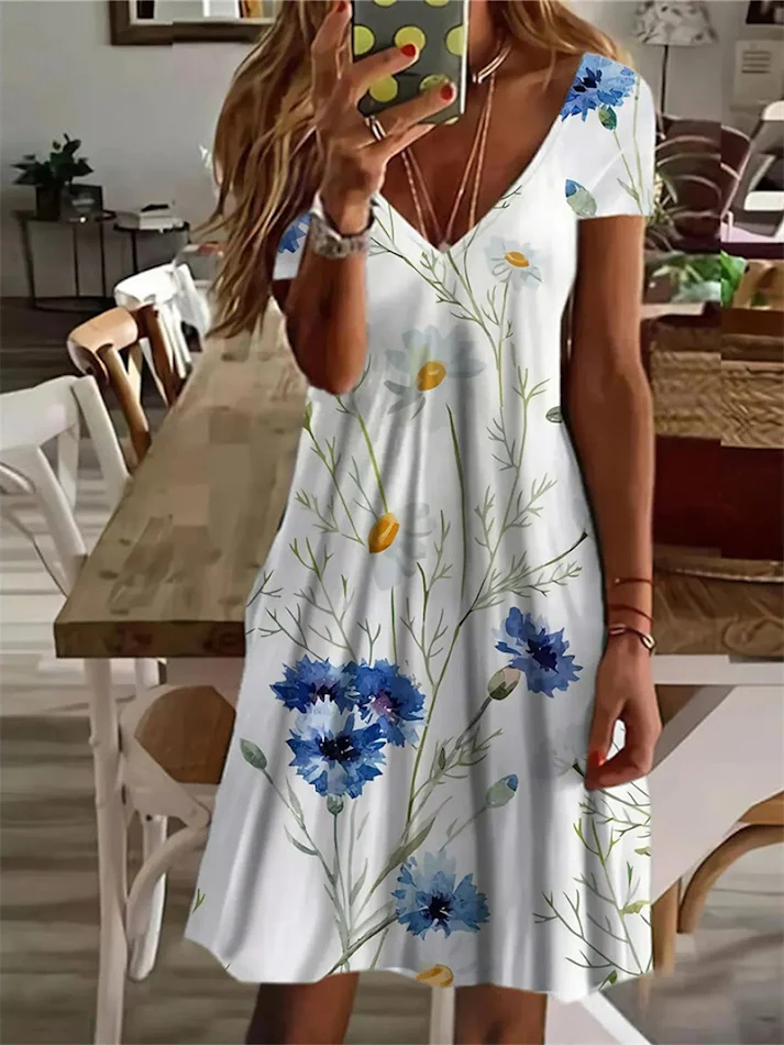 T-shirt tendance streetwear à col en V, imprimé manches courtes, pour un look décontracté et branché au quotidien.