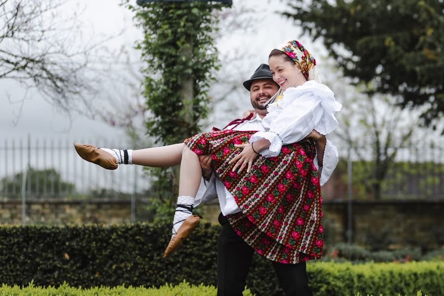 Fotógrafo de casamento Daniel Vacaru (photodaniel). Foto de 8 de abril 2019