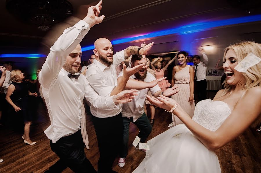 Wedding photographer Karina Skupień (karinaskupien). Photo of 4 January 2017