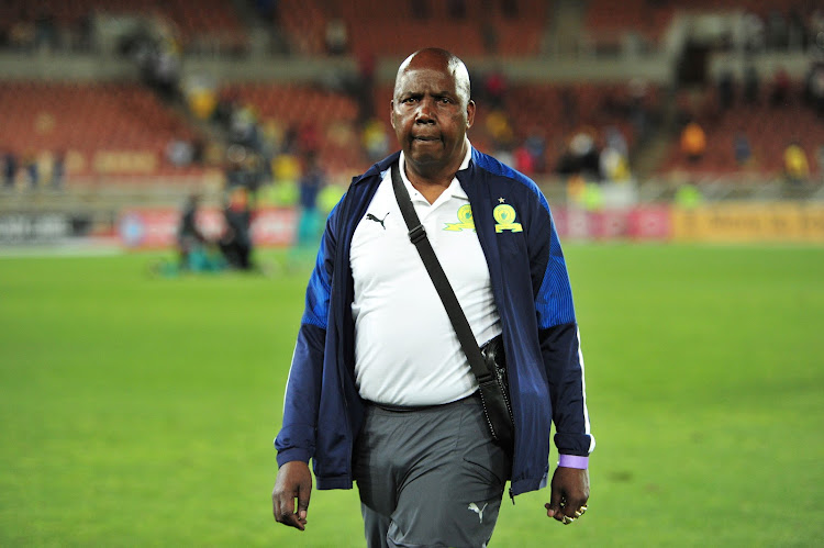 Mamelodi Sundowns official Alex Shakoane has died.