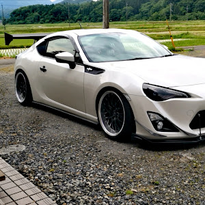 86