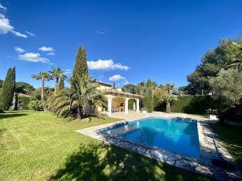 villa à Grimaud (83)