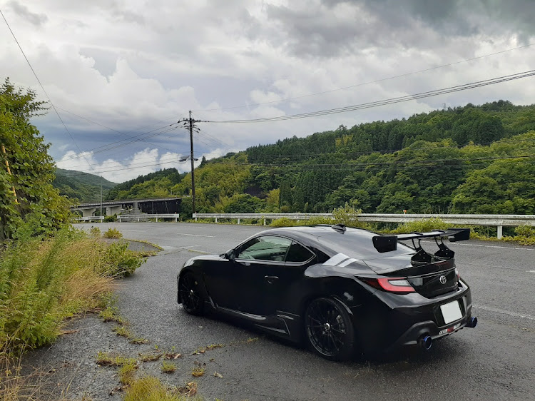 GR86のGR86・大きく右折？・銀河鉄道999・大分・これ好きに関するカスタム事例の投稿画像1枚目