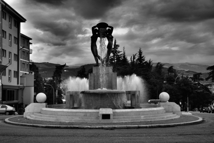 Piazza battaglione Alpini di Luigi Segatori