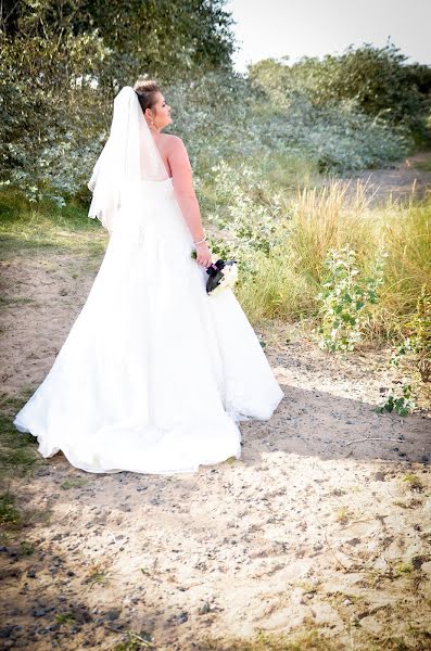 Wedding photographer Claire Griffiths (cjgriffithsphoto). Photo of 2 July 2019