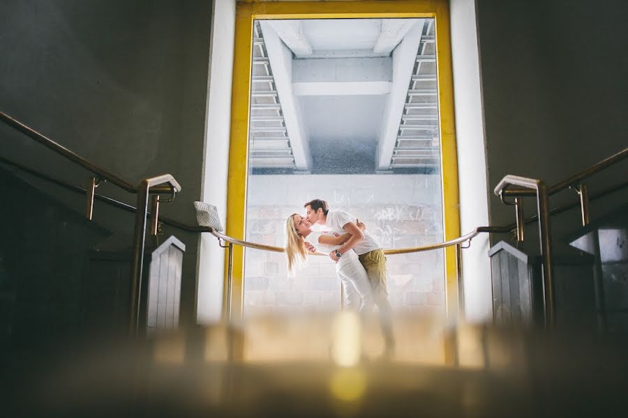 Wedding photographer Evgeniy Tarasov (evgenytarasov). Photo of 23 September 2015