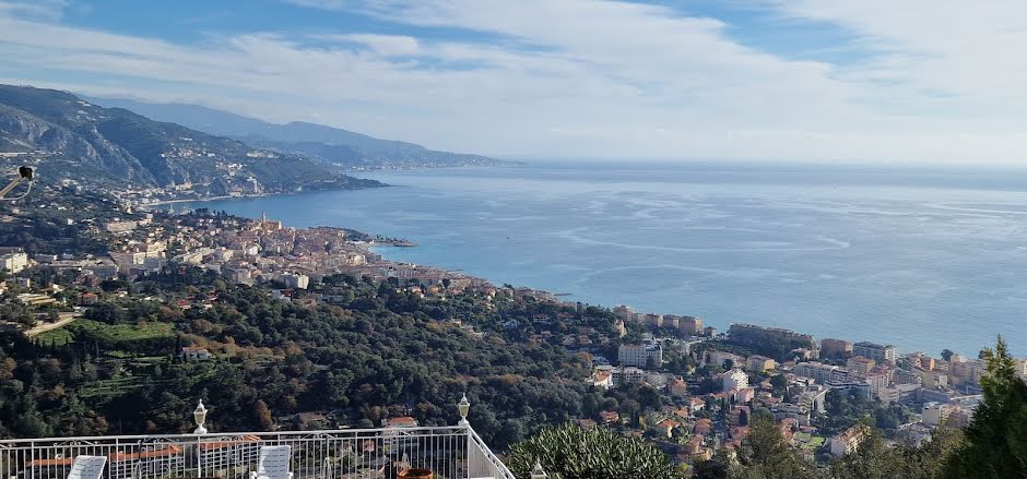 Vente maison  200 m² à Roquebrune-Cap-Martin (06190), 2 590 000 €