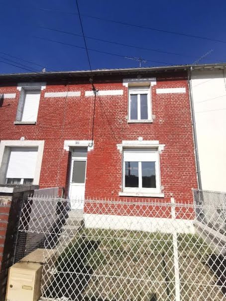 Vente maison 4 pièces 73 m² à Chauny (02300), 82 900 €
