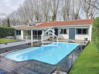 maison à Saint-Aubin-de-Médoc (33)