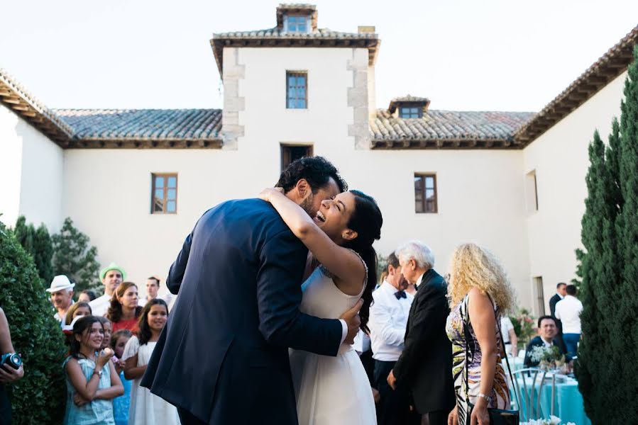 Fotógrafo de casamento David Saenz (dosmasenlamesa). Foto de 23 de maio 2019