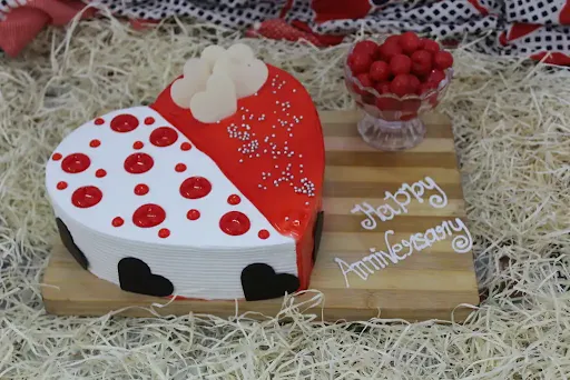 Strawberry Heart Shape Cake