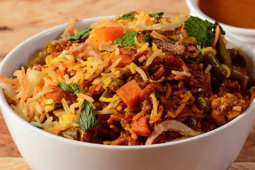 Mama Coco's Classic Veg Dum Pulao