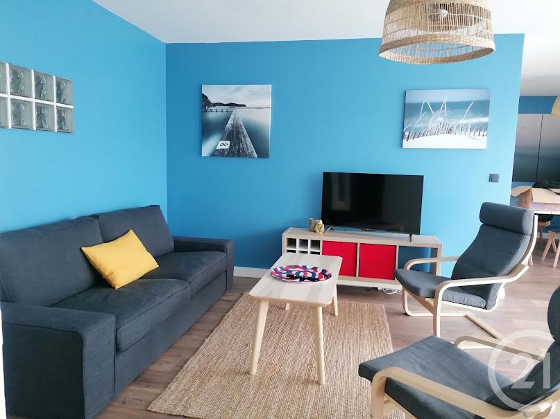 Location meublée chambre 3 pièces 79.6 m² à Vannes (56000), 553 €