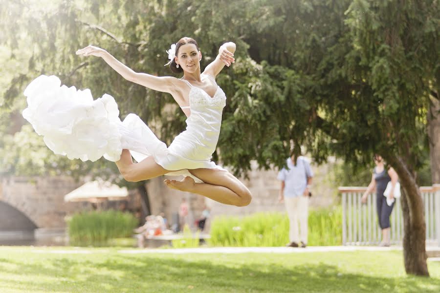 Fotógrafo de bodas Ivan Mladenov (mladenov). Foto del 11 de febrero 2014