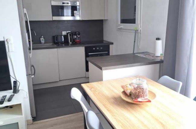 Location meublée appartement 4 pièces 77 m² à Bois-Colombes (92270), 1 990 €