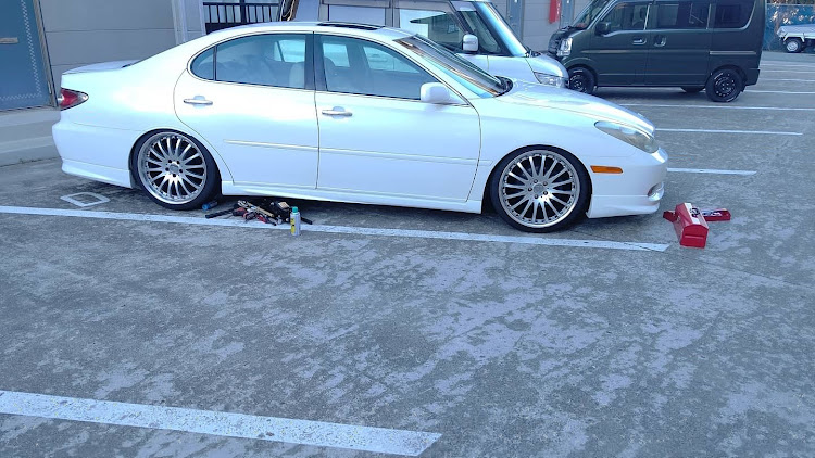 ESのコロナウイルスに負けるな・カールソン・DIY・車高調整・オン会に関するカスタム事例の投稿画像1枚目