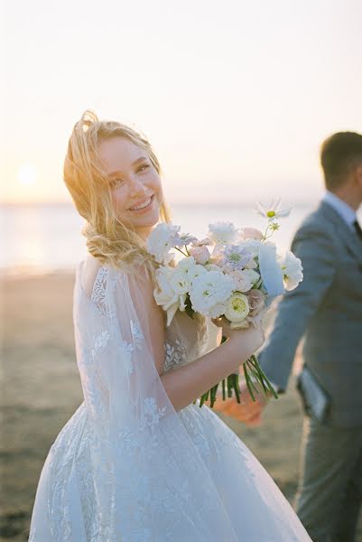 Fotógrafo de casamento Irena Balashko (irenabalashko). Foto de 10 de setembro 2019