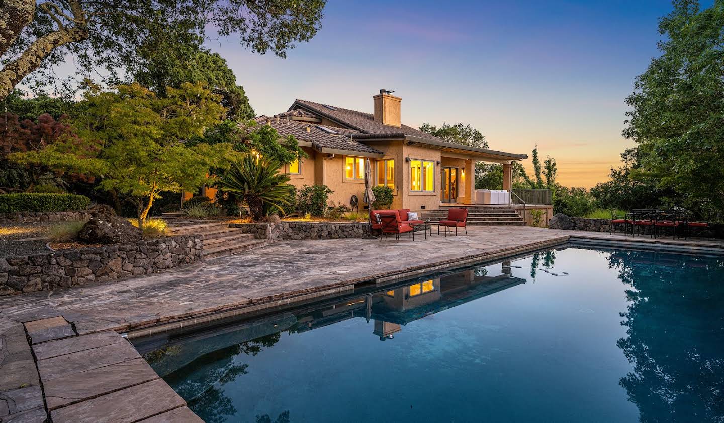 House with pool Sonoma