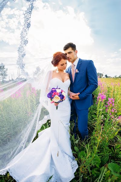 Wedding photographer Vitaliy Antonov (vitaly). Photo of 6 October 2015