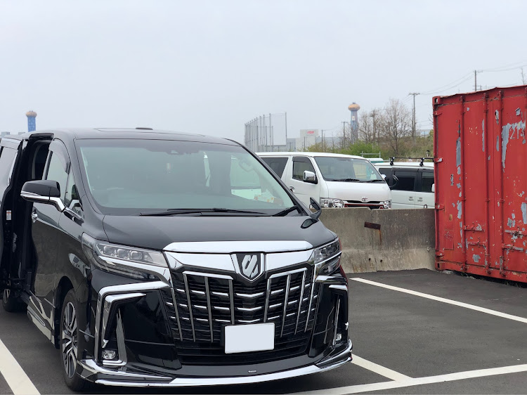 アルファードのアルファード30S-Cパッケージ・アルファード30系・モデリスタフルエアロ・電信柱とマイカー・舞洲シーサイドに関するカスタム事例の投稿画像1枚目