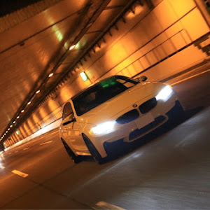 M4 クーペ F82