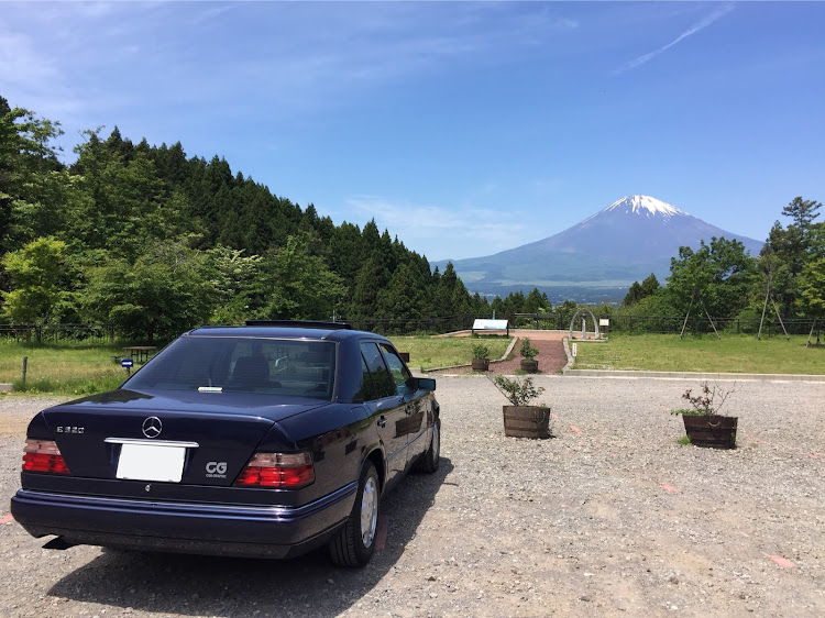 Eクラス セダンのドライブに関するカスタム事例の投稿画像1枚目