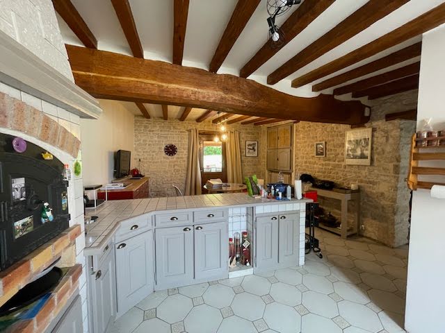 Vente maison 6 pièces 170 m² à Trucy-sur-Yonne (89460), 179 455 €