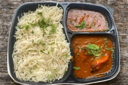 Boneless Chicken Curry [2 Pieces] With Jeera Rice [Serves 1]