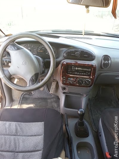 продам авто Chrysler Voyager Voyager II (GS) фото 2