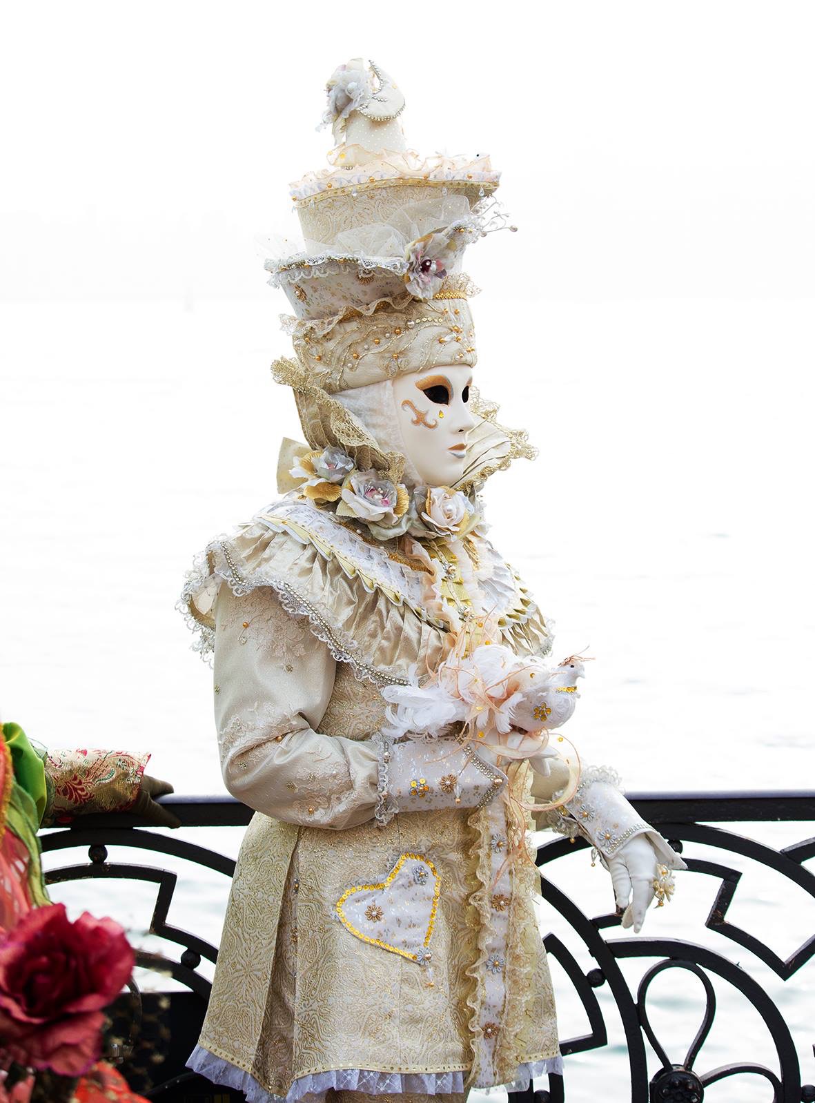 Carnevale in Piazza San Marco - Venice di Alessandro Bonesso